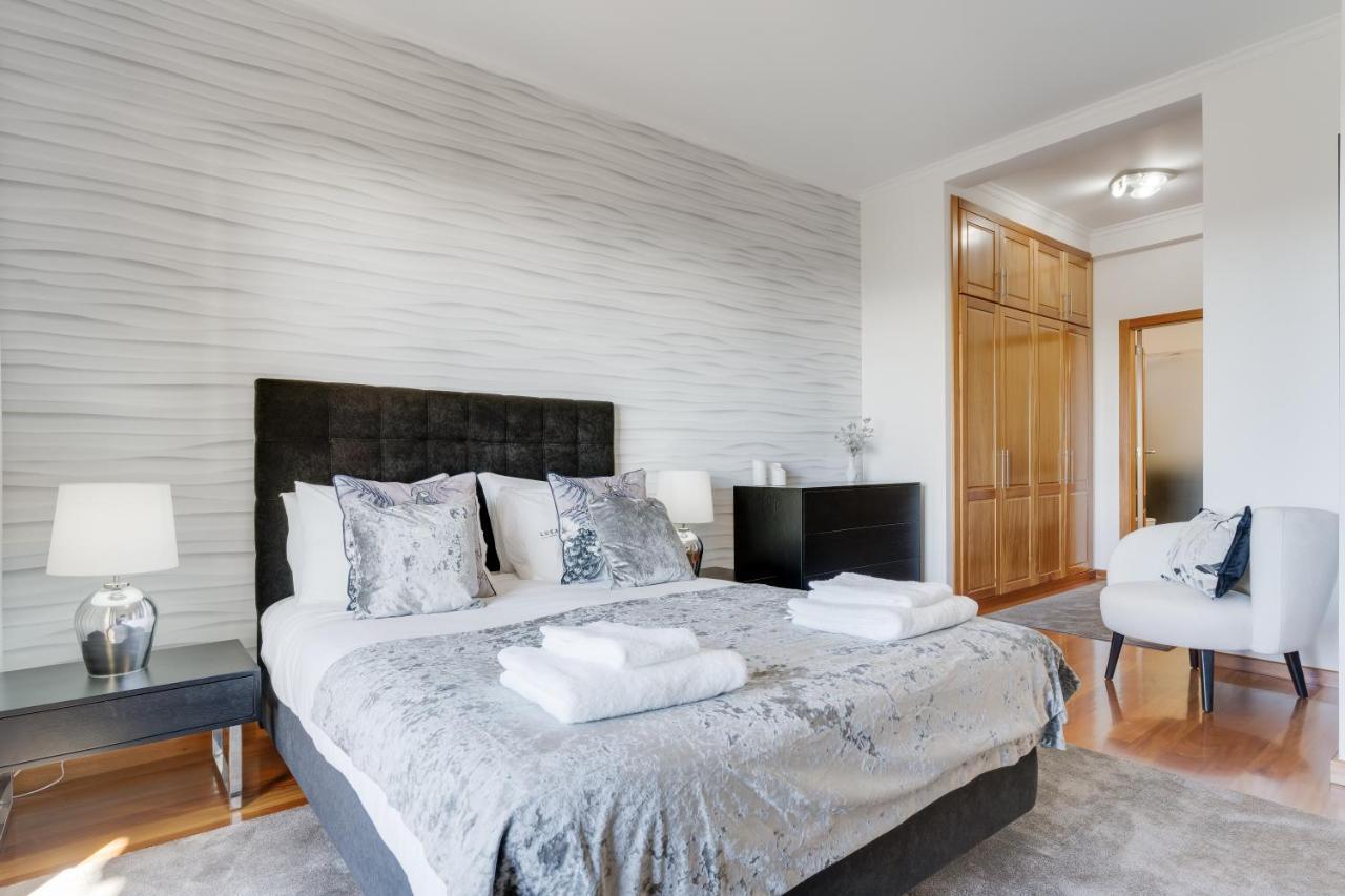 3B Villa Heated Pool Barbecue Games Room 丰沙尔 外观 照片